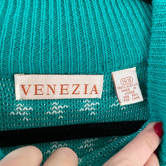 - Venezia vintage green Christmas sweater - Picture 4 of 6